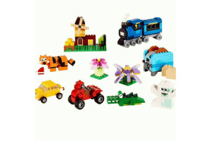 Конструктор Classic «Набор для творчества среднего размера»