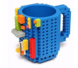 Кружка Build-on Brick Mug «Конструктор» с деталями, синяя
