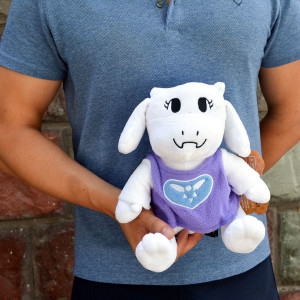 Мягкая игрушка плюшевая Ториэль Undertale, 23 см