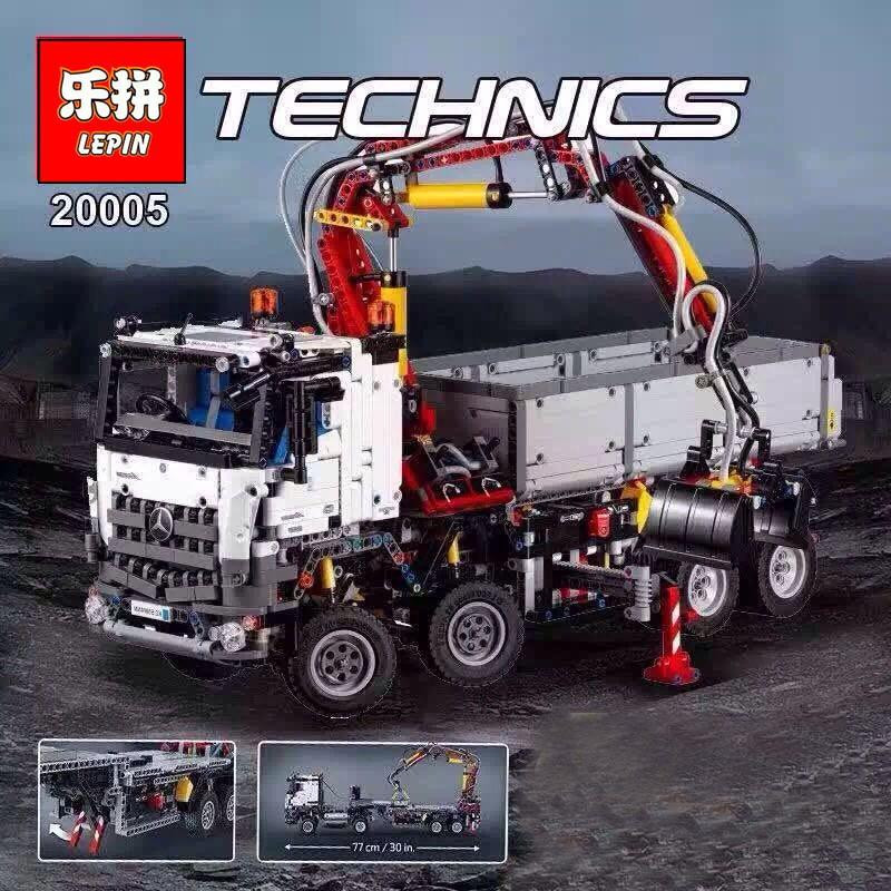 Конструктор Technic «Грузовик Mercedes-Benz Arocs 3245»