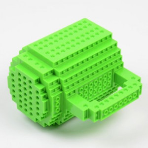 Кружка Build-on Brick Mug «Конструктор» с деталями, зеленая