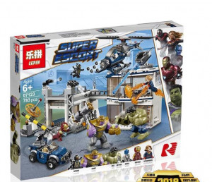 Конструктор Super Escort «Битва на базе Мстителей»