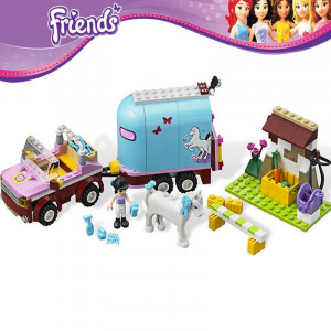 Конструктор Френдс Friends «Эмма и трейлер для лошадки»