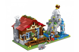 Конструктор Майнкрафт «Хижина в горах 3 в 1»