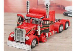 Конструктор XINGBAO MOC «Красный грузовик Red Monster»