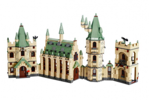Конструктор Magic World Гарри Поттер «Большой Замок Хогвартс»